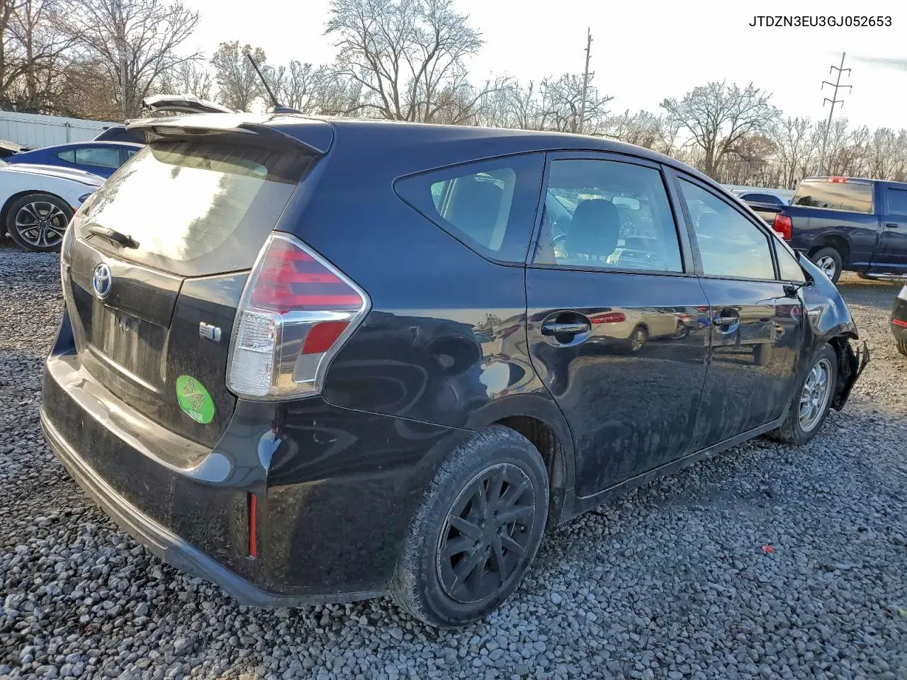JTDZN3EU3GJ052653 2016 Toyota Prius V