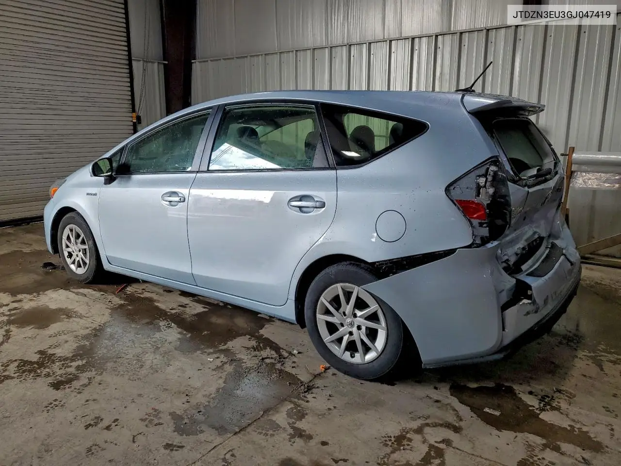JTDZN3EU3GJ047419 2016 Toyota Prius V