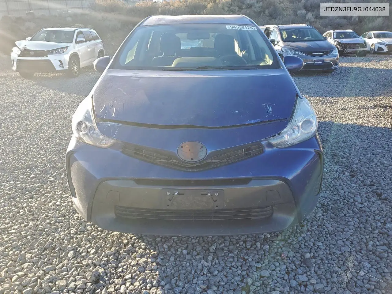 JTDZN3EU9GJ044038 2016 Toyota Prius V