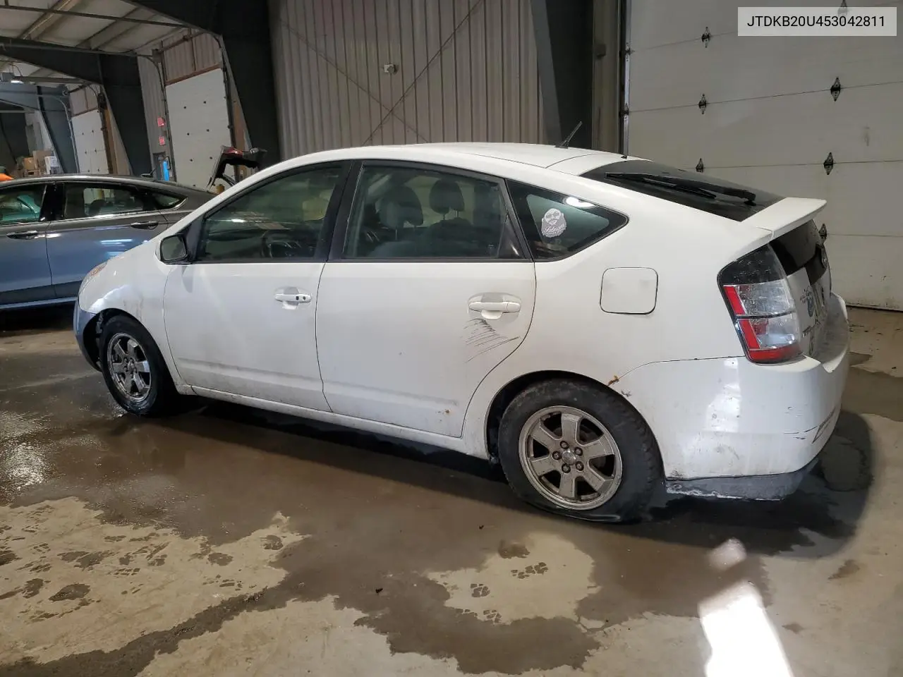 2005 Toyota Prius VIN: JTDKB20U453042811 Lot: 43468515