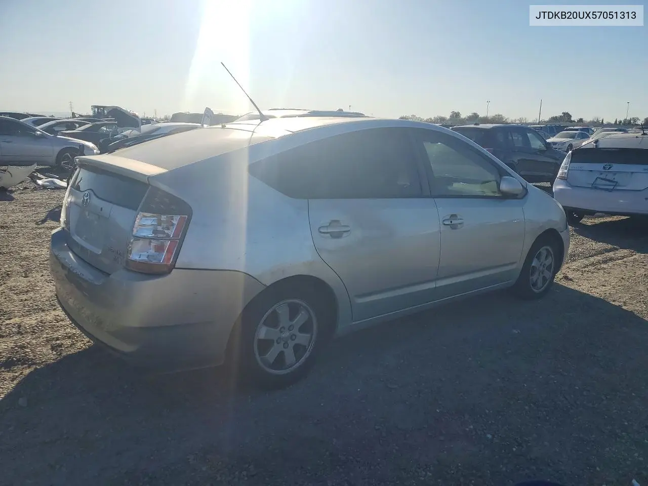 JTDKB20UX57051313 2005 Toyota Prius