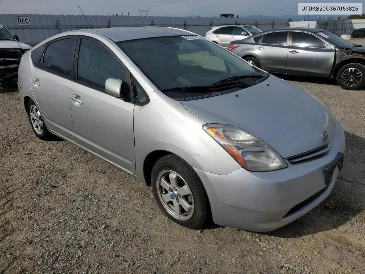 JTDKB20U357053825 2005 Toyota Prius