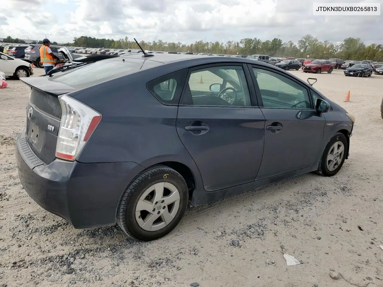 JTDKN3DUXB0265813 2011 Toyota Prius