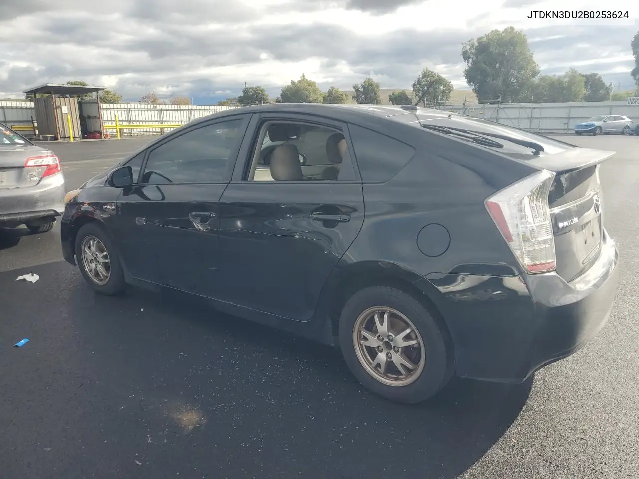 JTDKN3DU2B0253624 2011 Toyota Prius