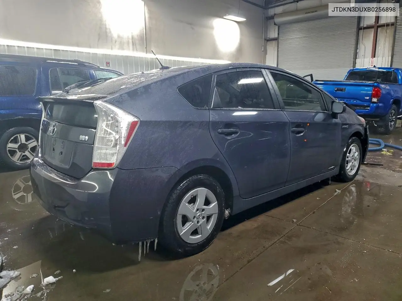 JTDKN3DUXB0256898 2011 Toyota Prius
