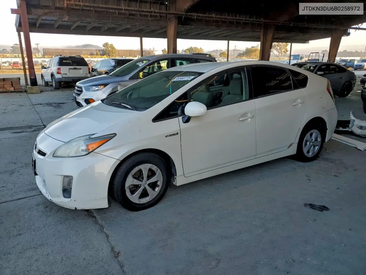 JTDKN3DU6B0258972 2011 Toyota Prius