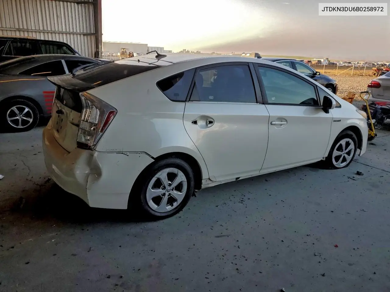 JTDKN3DU6B0258972 2011 Toyota Prius