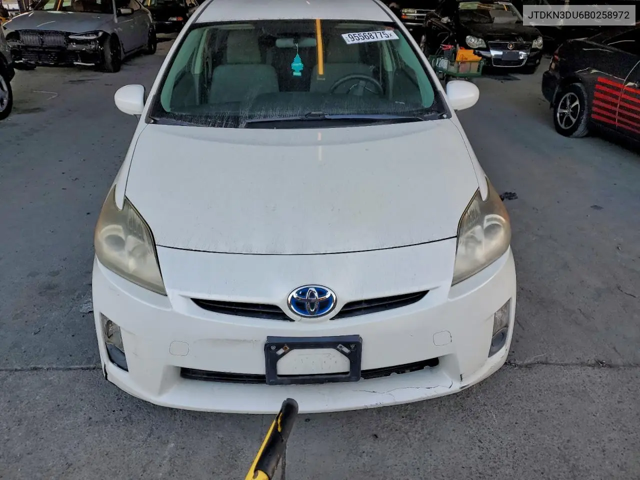 JTDKN3DU6B0258972 2011 Toyota Prius
