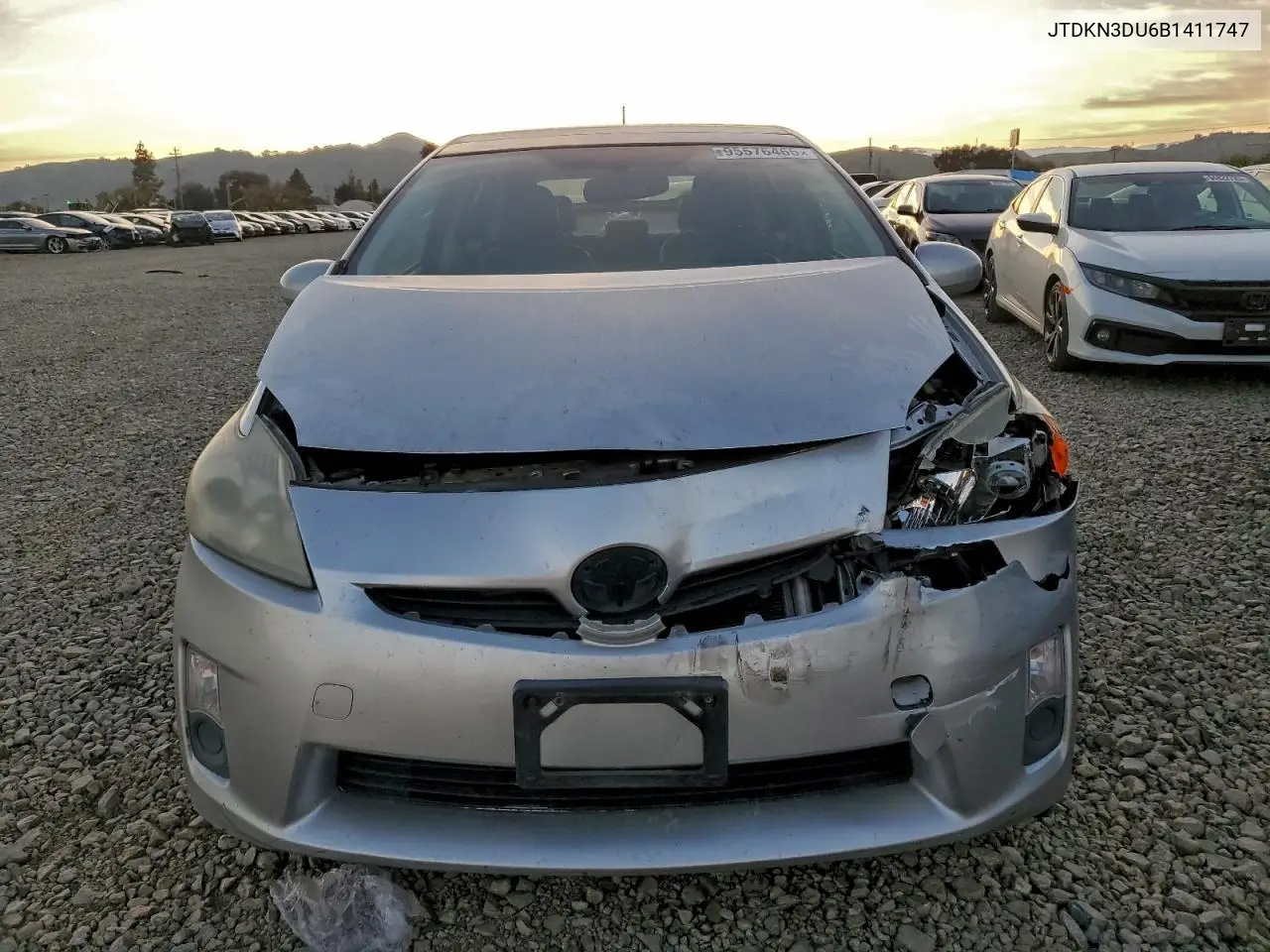 JTDKN3DU6B1411747 2011 Toyota Prius