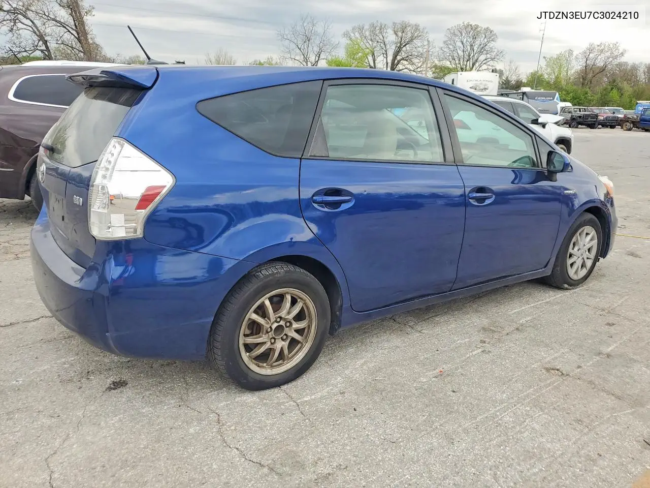 JTDZN3EU7C3024210 2012 Toyota Prius V Three