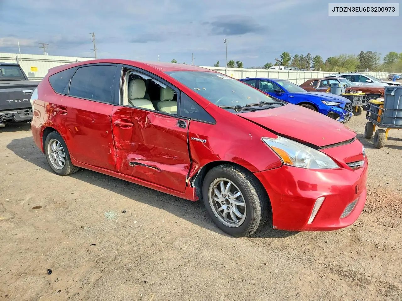 JTDZN3EU6D3200973 2013 Toyota Prius V Two