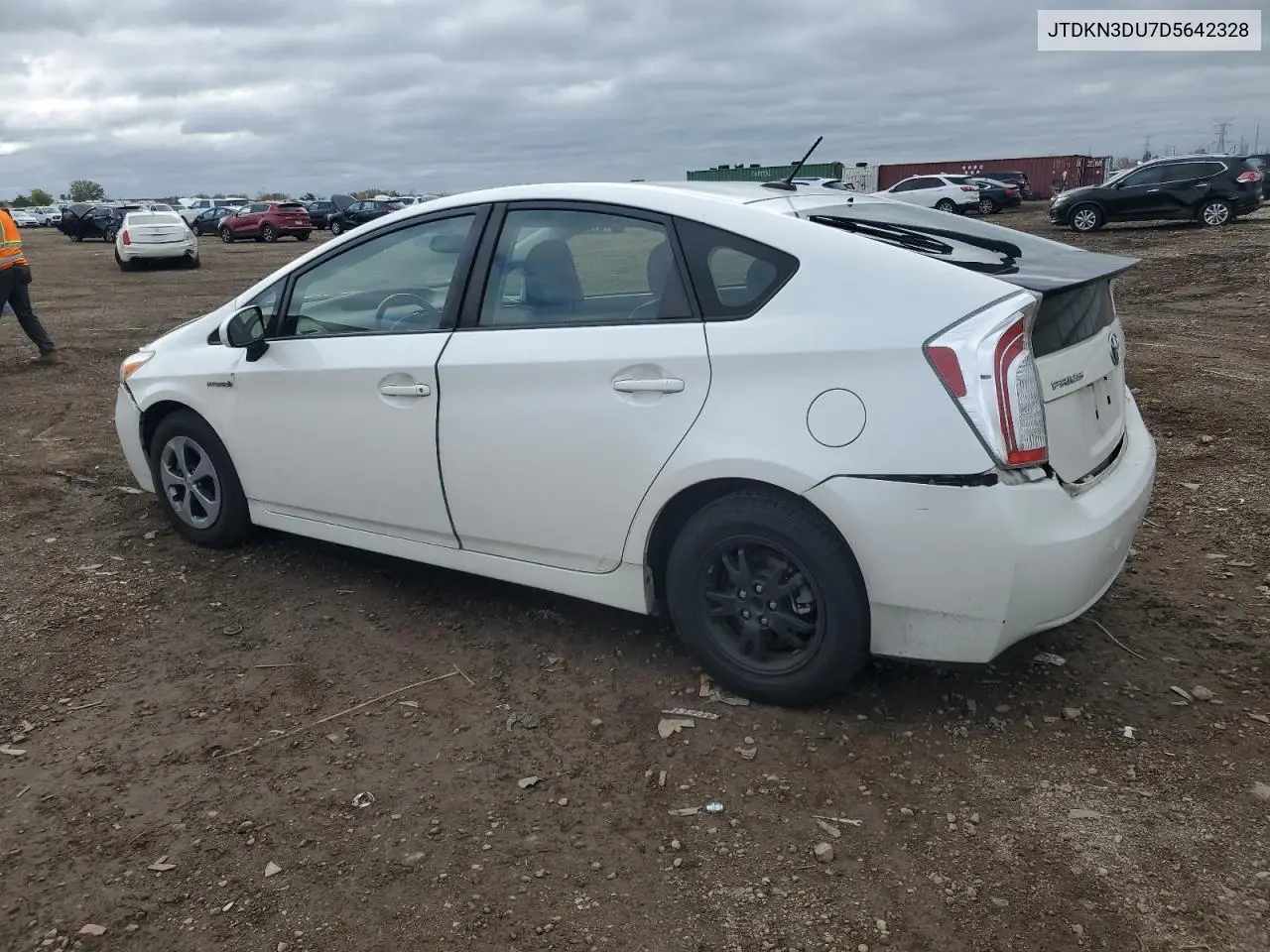 JTDKN3DU7D5642328 2013 Toyota Prius