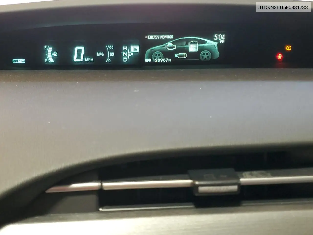 JTDKN3DU5E0381733 2014 Toyota Prius