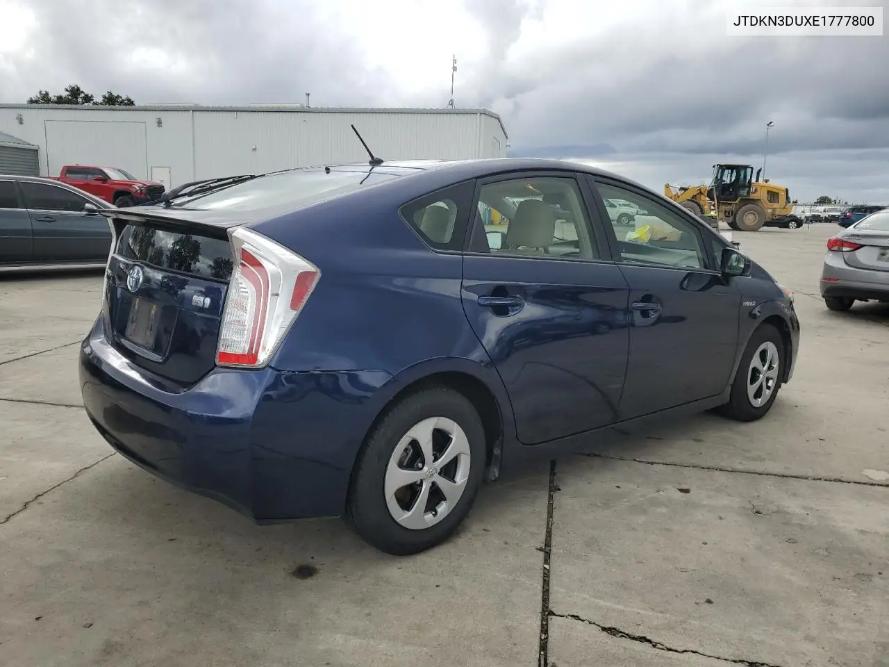 JTDKN3DUXE1777800 2014 Toyota Prius
