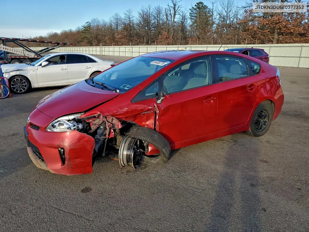 JTDKN3DU6E0377352 2014 Toyota Prius