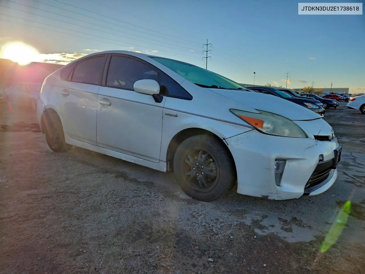 JTDKN3DU2E1738618 2014 Toyota Prius