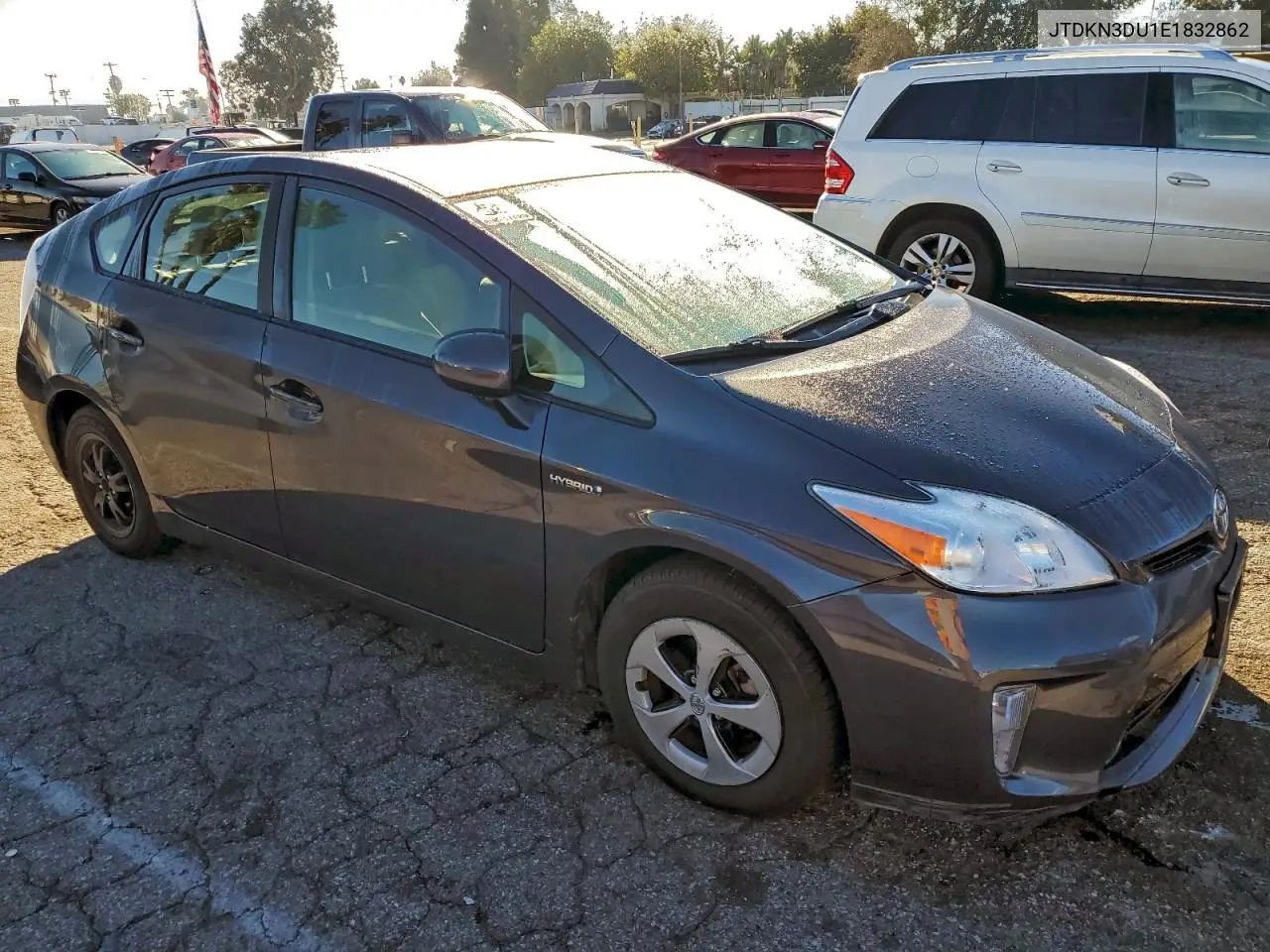 JTDKN3DU1E1832862 2014 Toyota Prius