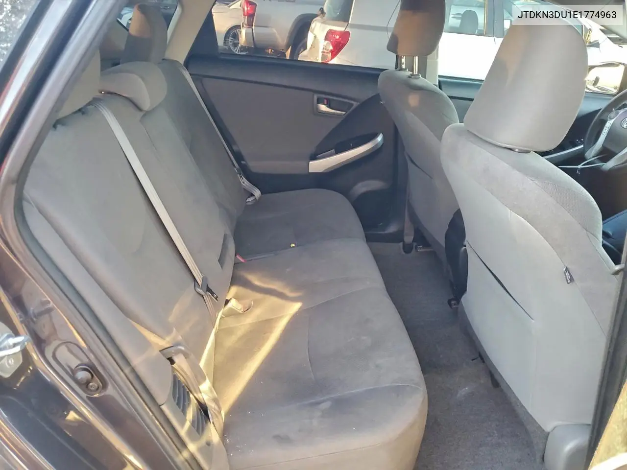 JTDKN3DU1E1774963 2014 Toyota Prius