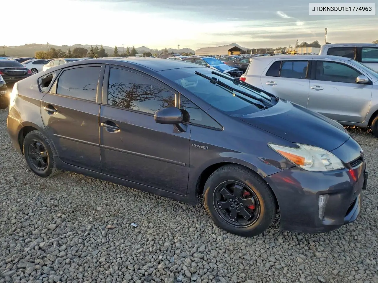 JTDKN3DU1E1774963 2014 Toyota Prius