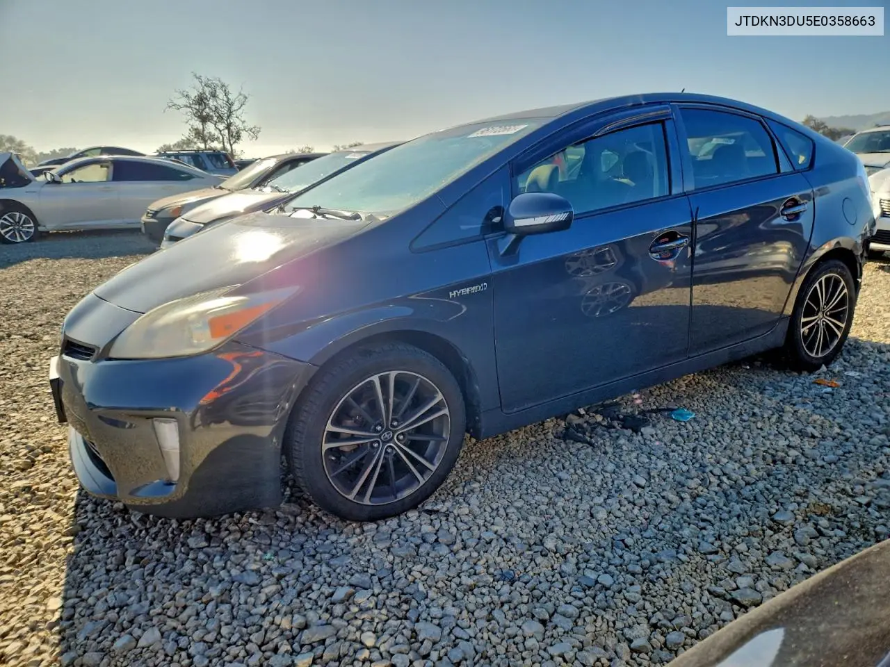 JTDKN3DU5E0358663 2014 Toyota Prius