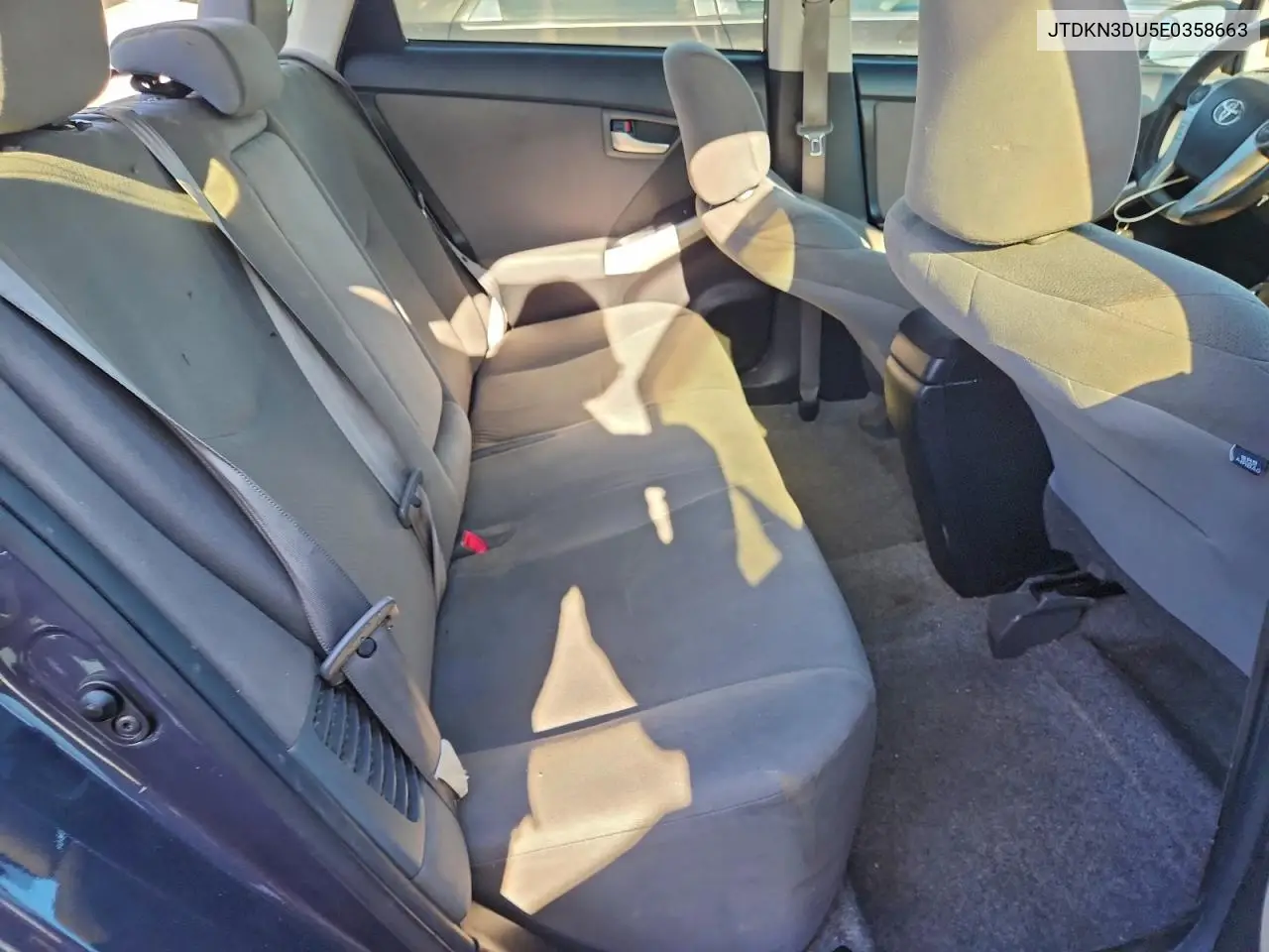 JTDKN3DU5E0358663 2014 Toyota Prius
