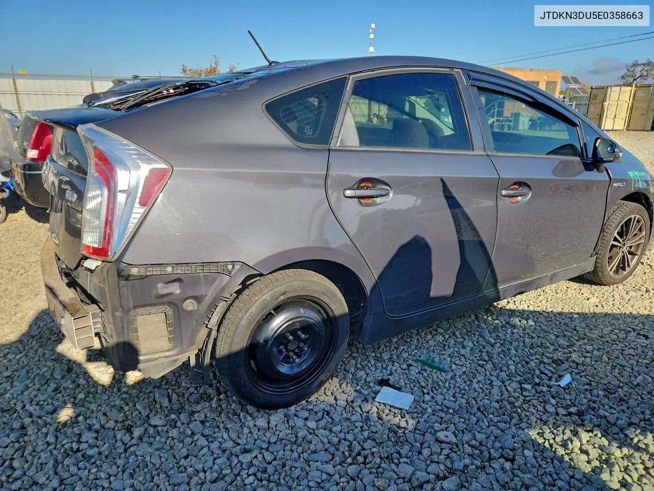 JTDKN3DU5E0358663 2014 Toyota Prius