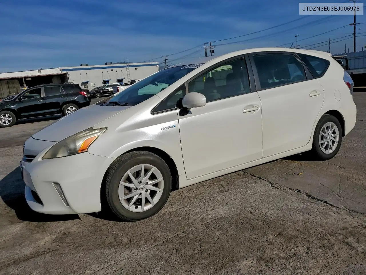 JTDZN3EU3EJ005975 2014 Toyota Prius V