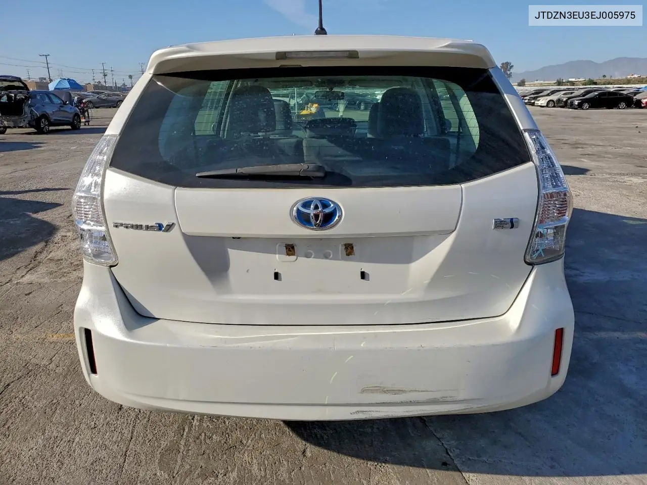 JTDZN3EU3EJ005975 2014 Toyota Prius V