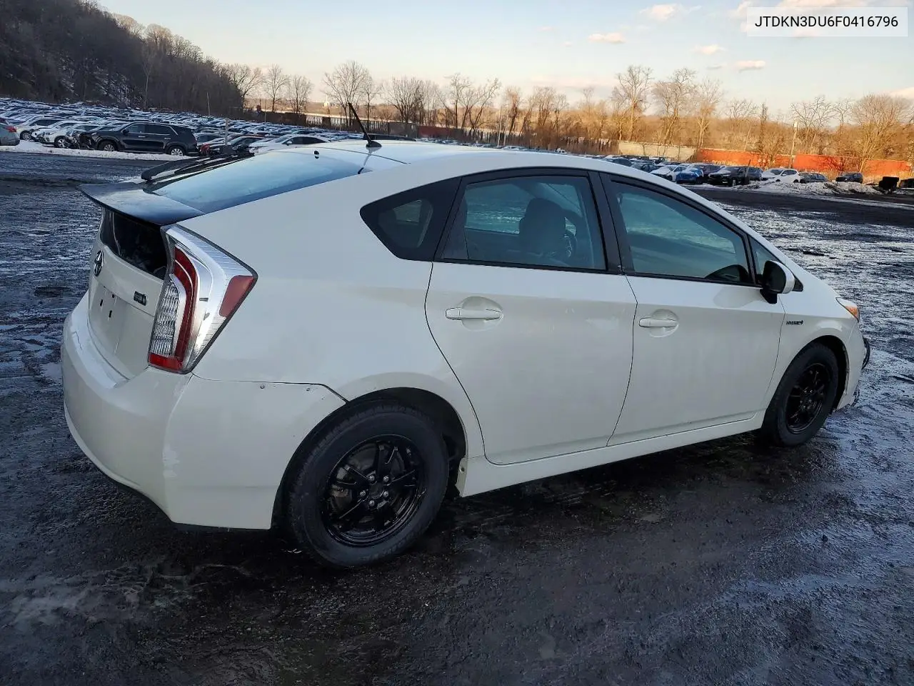 JTDKN3DU6F0416796 2015 Toyota Prius