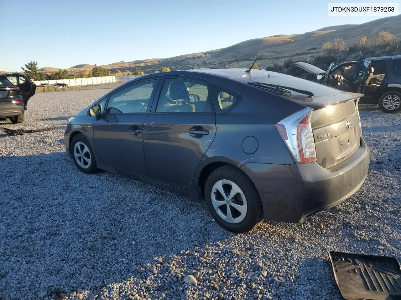 JTDKN3DUXF1879258 2015 Toyota Prius
