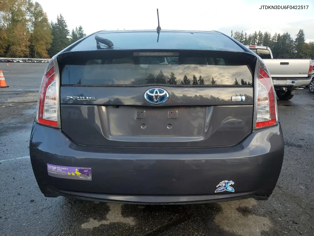 JTDKN3DU6F0422517 2015 Toyota Prius