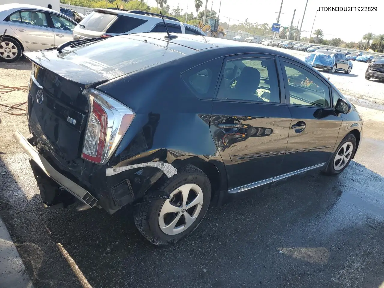 JTDKN3DU2F1922829 2015 Toyota Prius