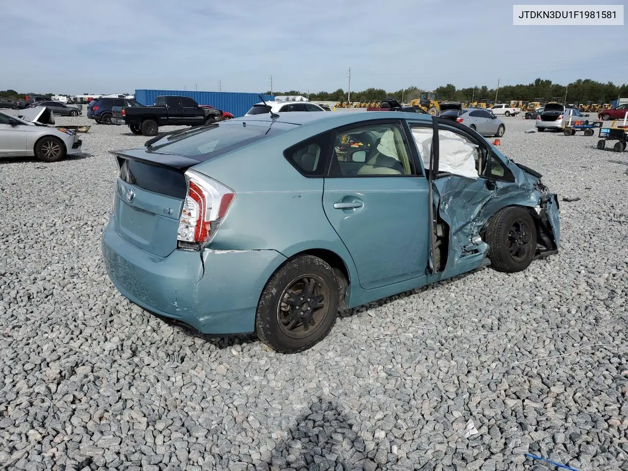 JTDKN3DU1F1981581 2015 Toyota Prius