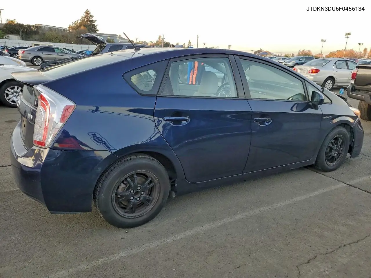 JTDKN3DU6F0456134 2015 Toyota Prius