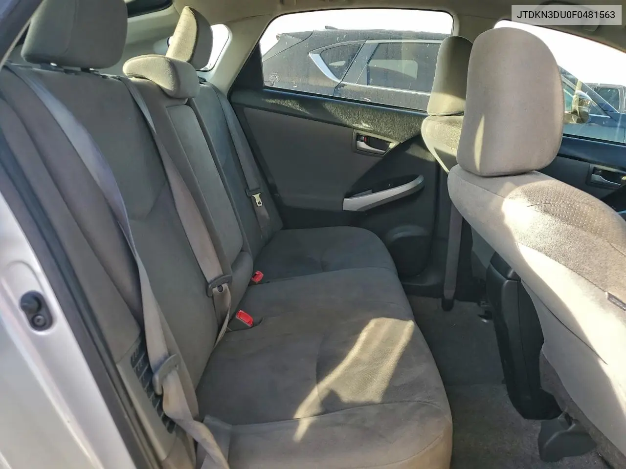 JTDKN3DU0F0481563 2015 Toyota Prius