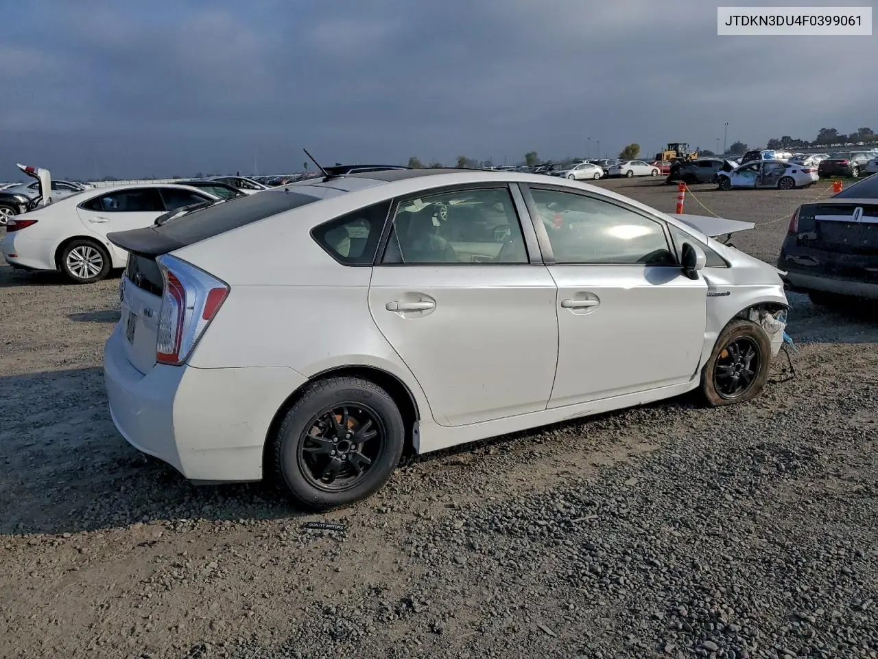 JTDKN3DU4F0399061 2015 Toyota Prius