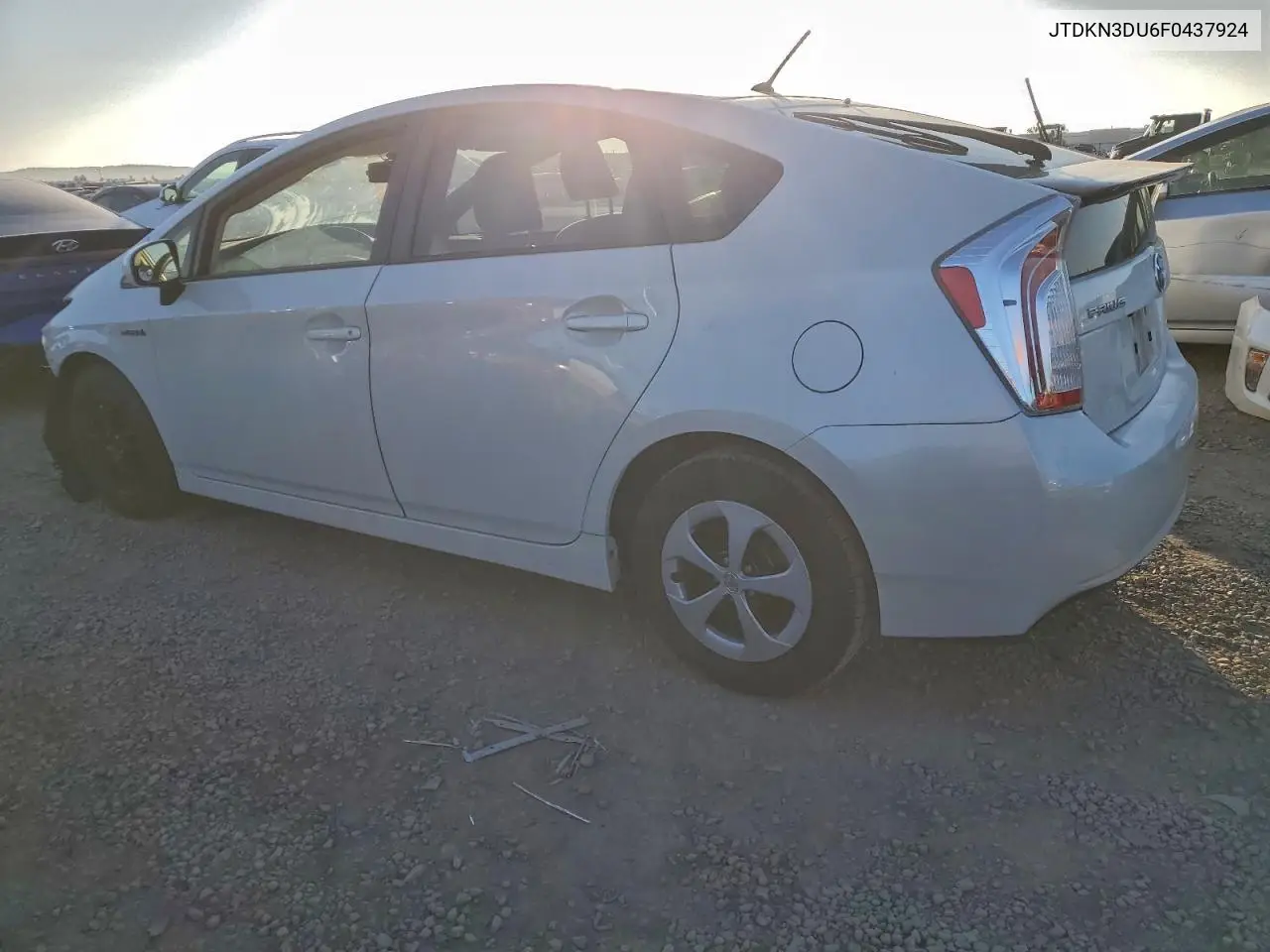 JTDKN3DU6F0437924 2015 Toyota Prius