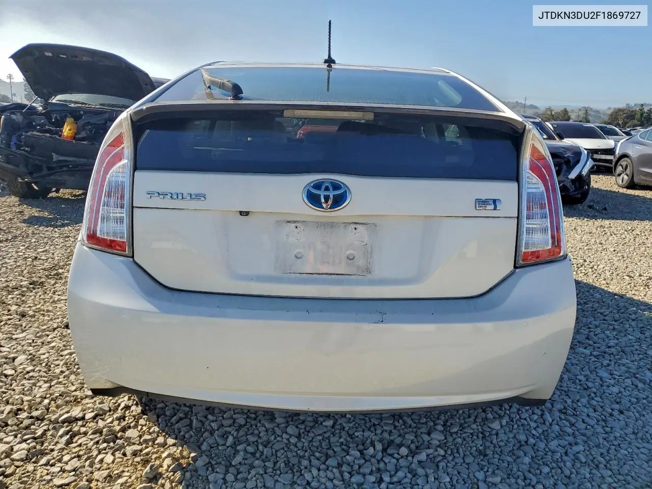 JTDKN3DU2F1869727 2015 Toyota Prius