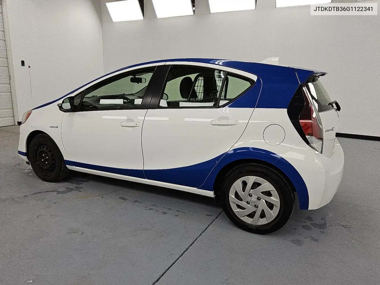 2016 Toyota Prius C VIN: JTDKDTB36G1122341 Lot: 53493765