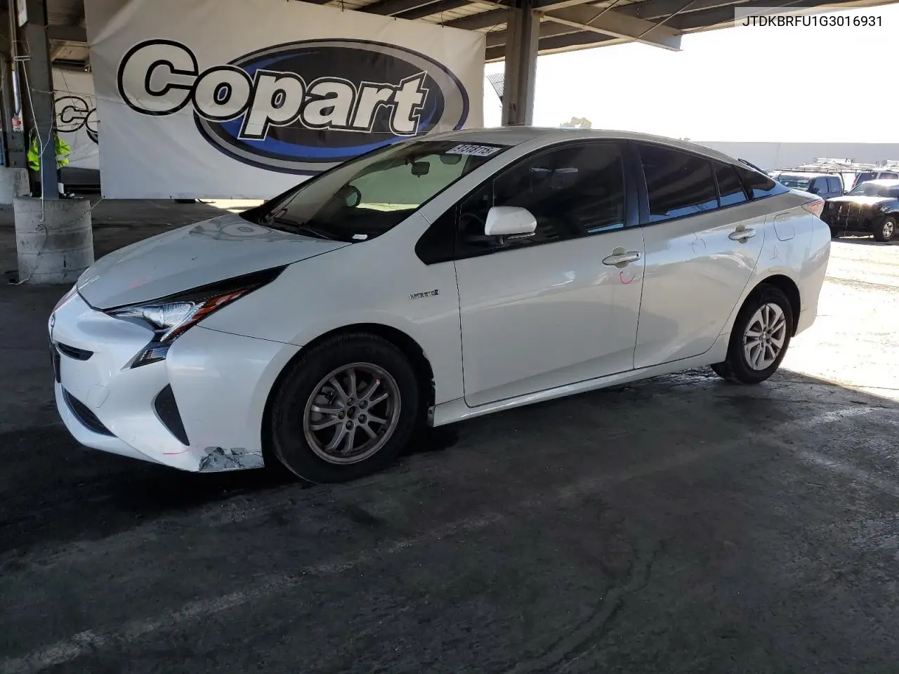 JTDKBRFU1G3016931 2016 Toyota Prius