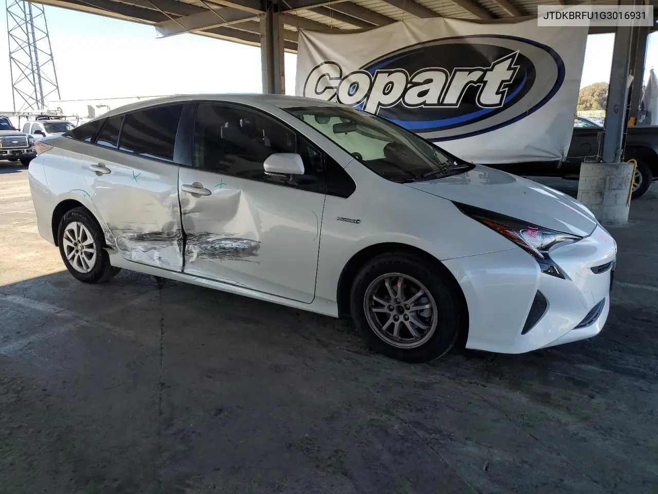 JTDKBRFU1G3016931 2016 Toyota Prius