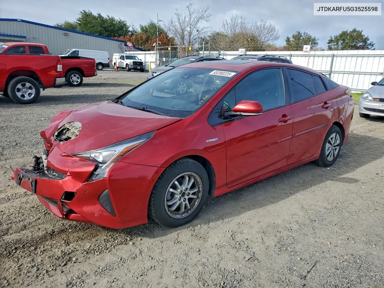JTDKARFU5G3525598 2016 Toyota Prius