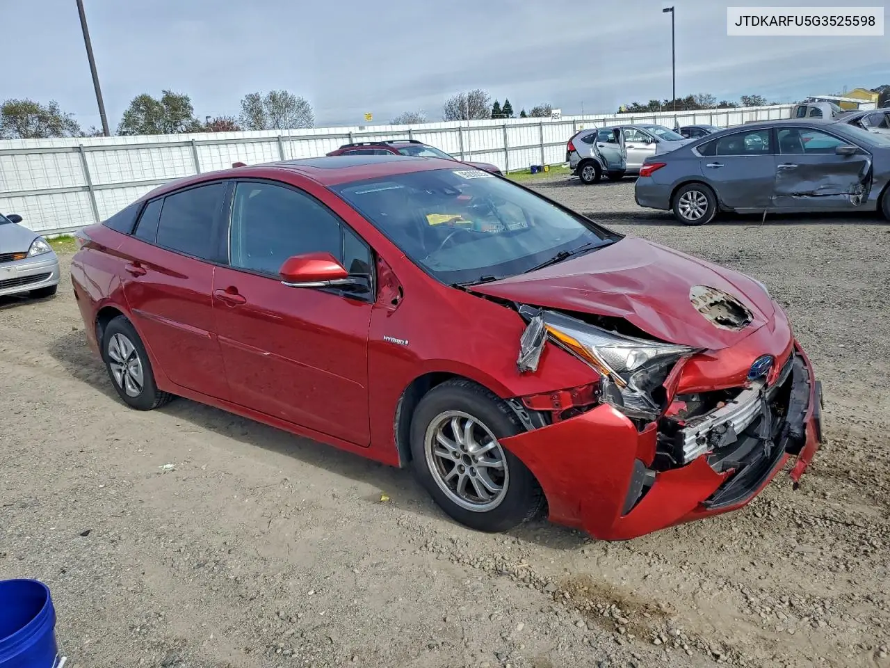 JTDKARFU5G3525598 2016 Toyota Prius