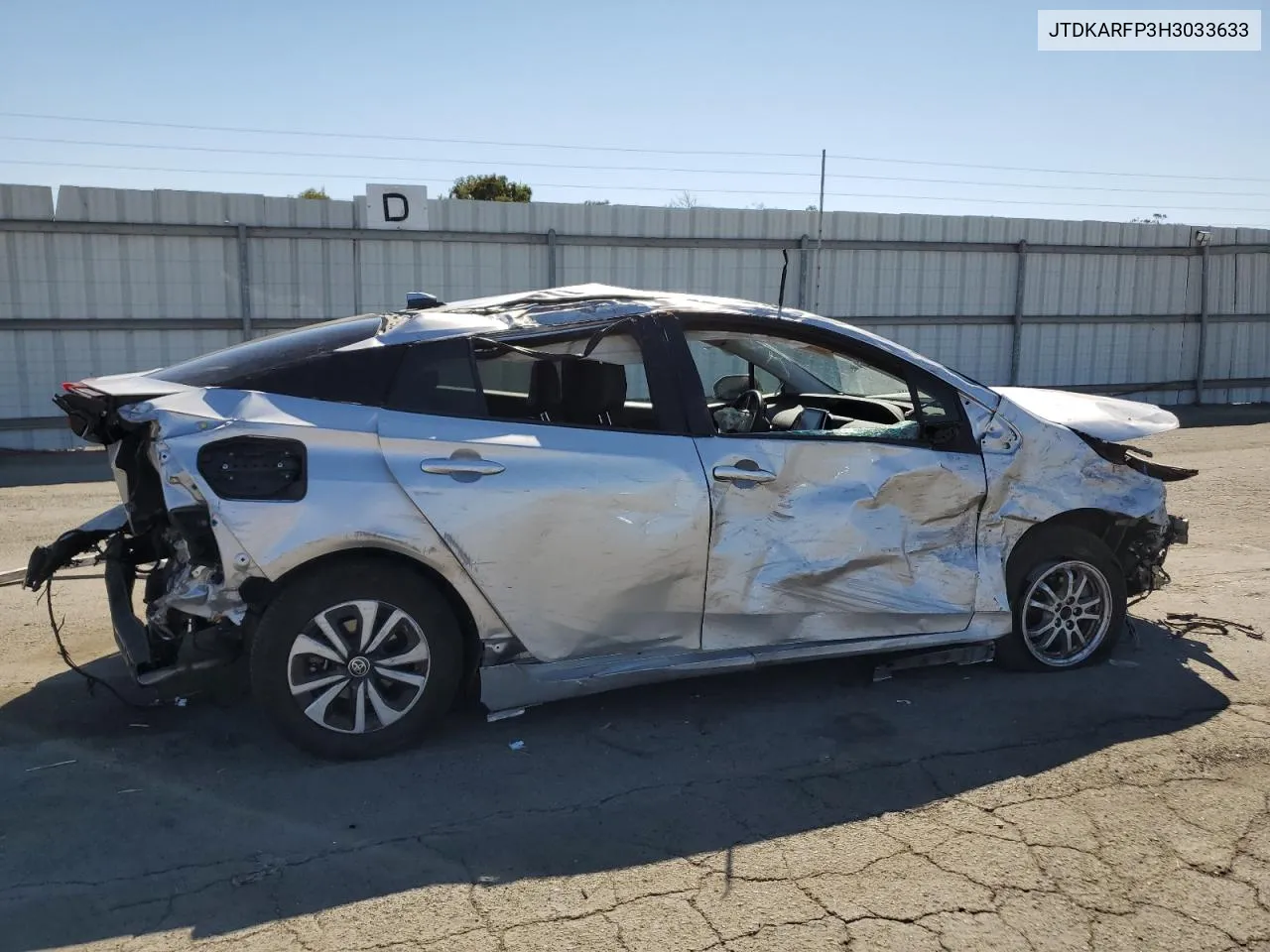 JTDKARFP3H3033633 2017 Toyota Prius Prime