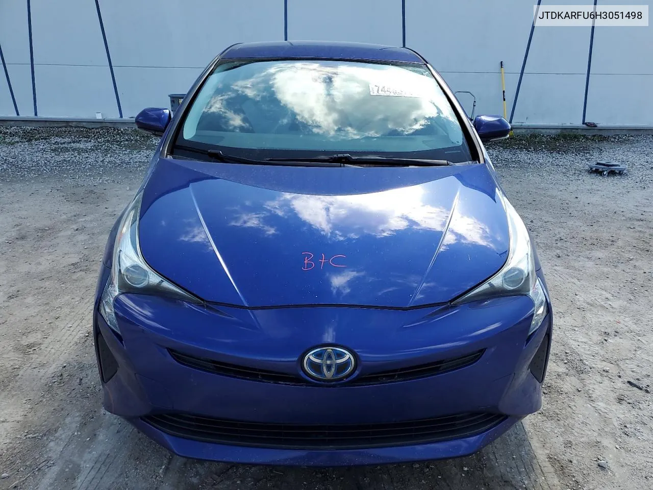 JTDKARFU6H3051498 2017 Toyota Prius