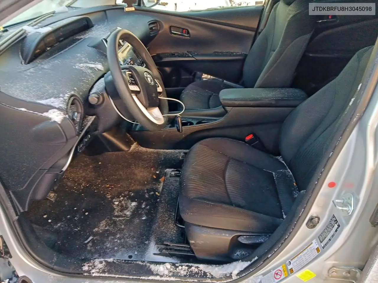JTDKBRFU8H3045098 2017 Toyota Prius Two
