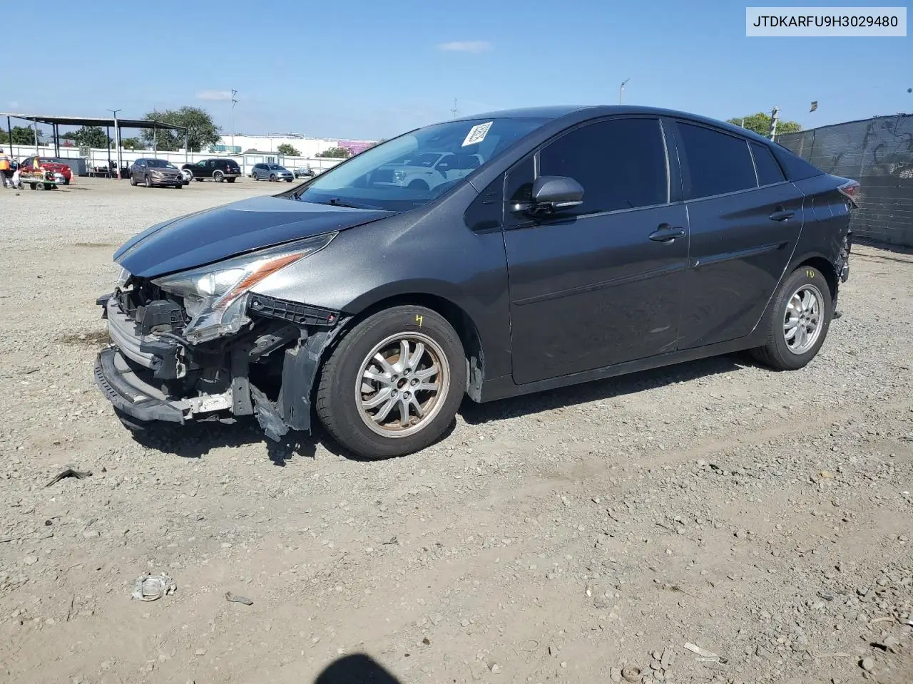 JTDKARFU9H3029480 2017 Toyota Prius