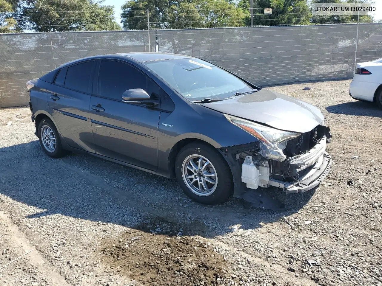 JTDKARFU9H3029480 2017 Toyota Prius