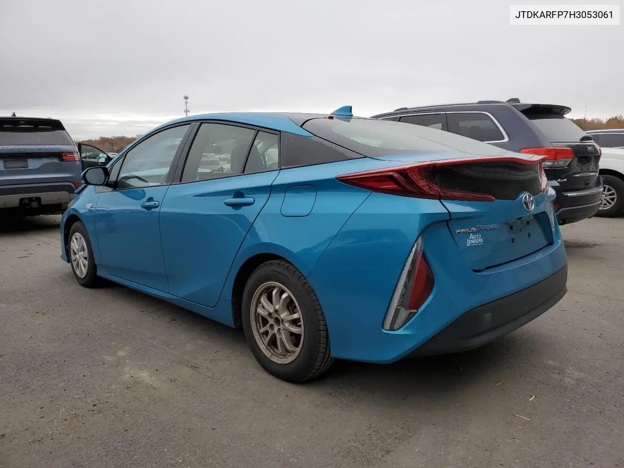 JTDKARFP7H3053061 2017 Toyota Prius Prime