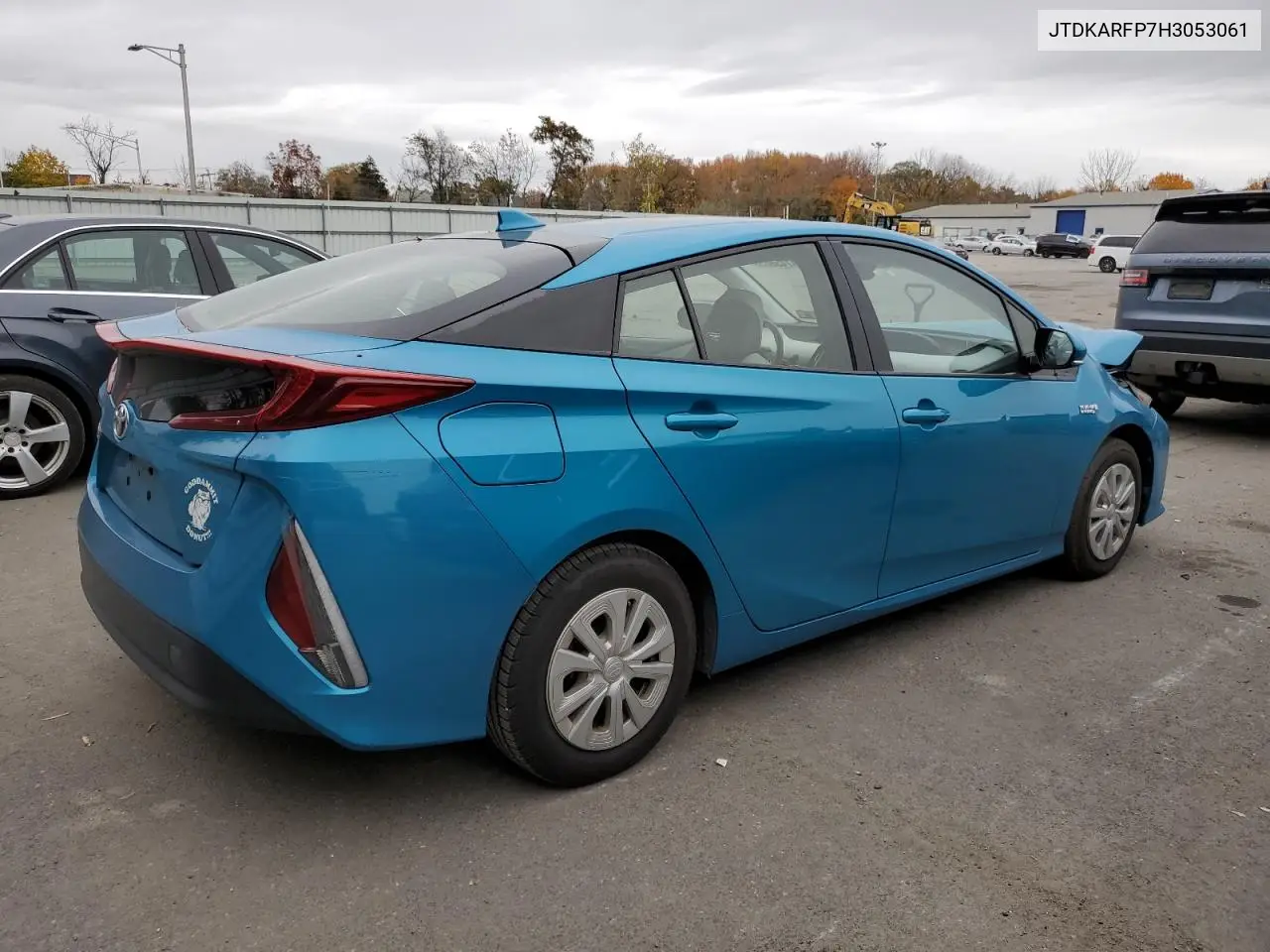 JTDKARFP7H3053061 2017 Toyota Prius Prime